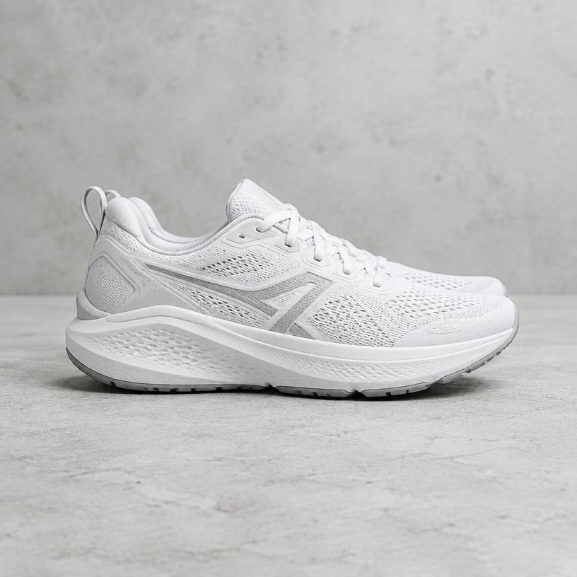 Stride Runner Sneakers